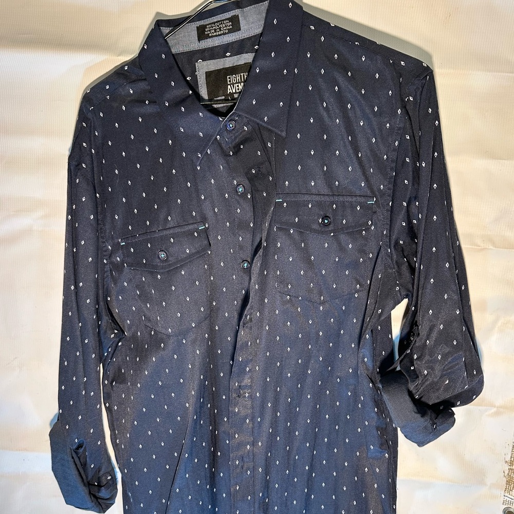Eigth Avenue Navy button down Large